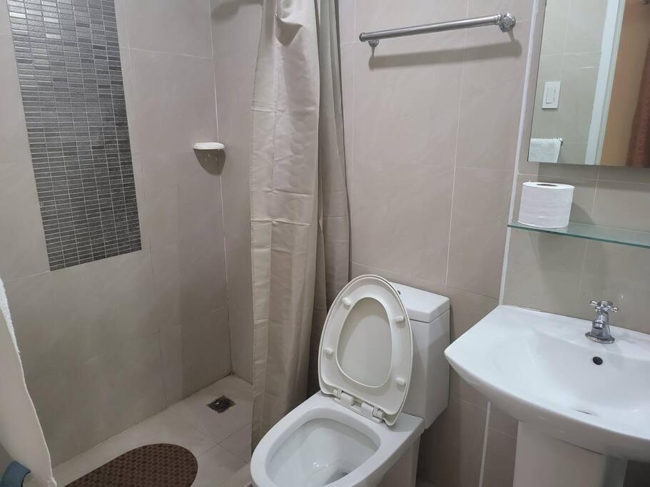 Kandi Resort-Type Spacious 1 Bedroom With Netflix And Free Housekeeping Angeles Esterno foto