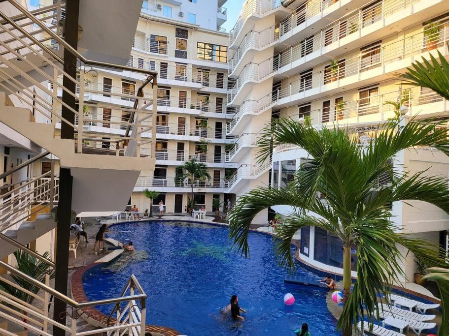 Kandi Resort-Type Spacious 1 Bedroom With Netflix And Free Housekeeping Angeles Esterno foto